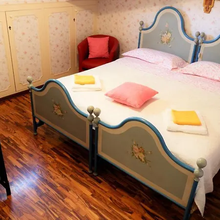 Carducci Apartament *
