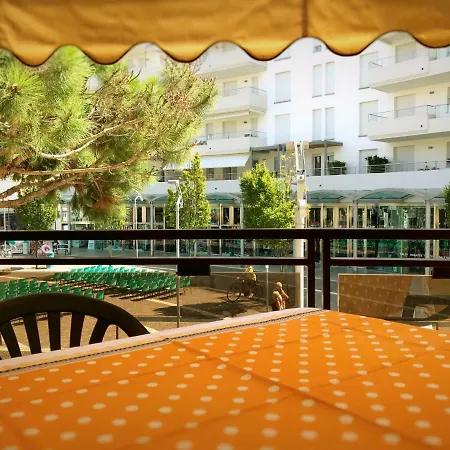 Carducci Apartman Jesolo